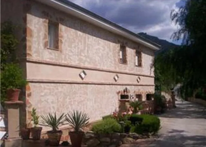 La Casa de la Piscina,ideal para familias y grupos Cazorla